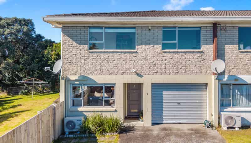 5/81 West Coast Road, Glen Eden