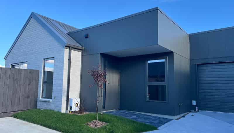 2/42 Briannarose Drive, Fitzroy