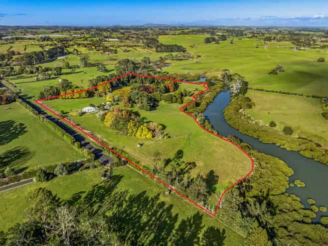 Future urban landholding with estuary frontage