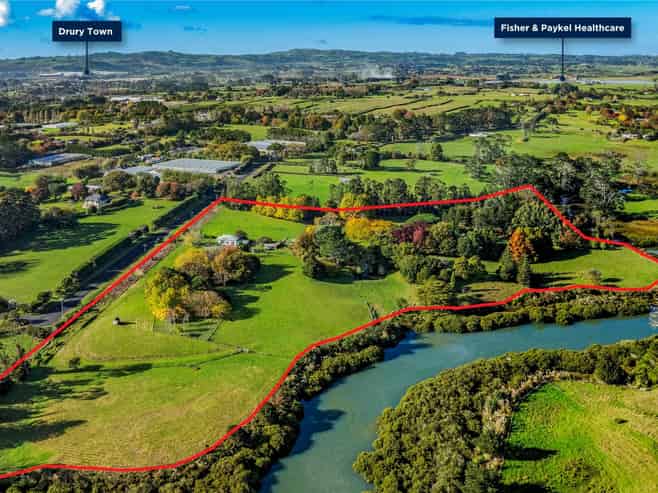 Future urban landholding with estuary frontage