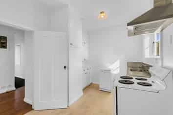 63 Kiwi Road, Point Chevalier