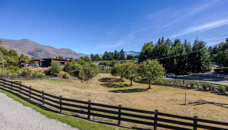 22 Ballantyne Road, Wanaka
