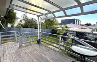2/47 Archibald Road, Kelston