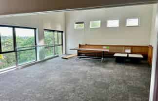 AFFORDABLE COMMUNITY/OFFICE SPACE - LAKE VIEWS

