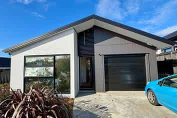 4 Whero Way, Orewa