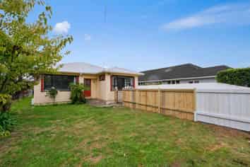 16 Tawai Street, Trentham