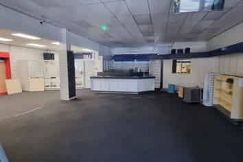 For Lease - Ex Chemist Shop