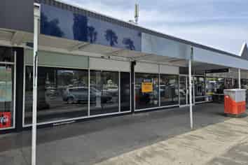 For Lease - Ex Chemist Shop