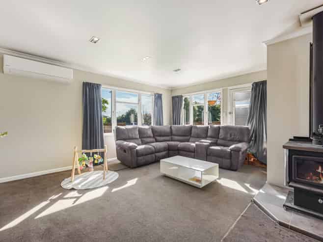 1/337 Nayland Road, Stoke