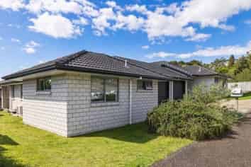 5a Caldera Crescent, Pyes Pa