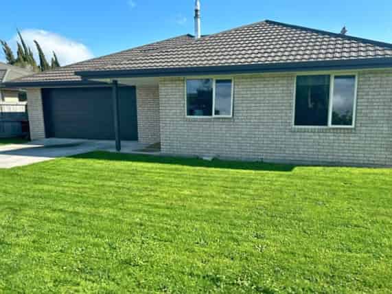 2 Picton Street, Renwick