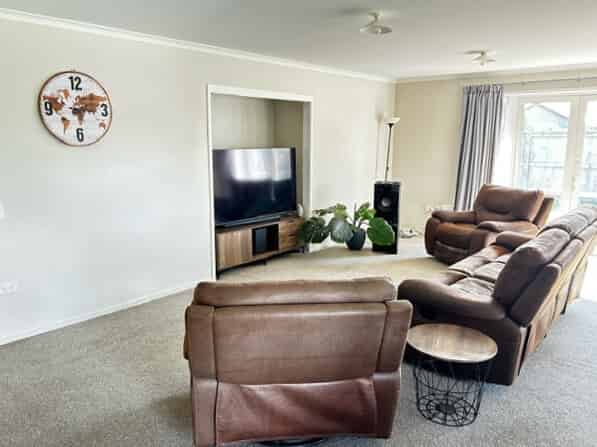 2 Picton Street, Renwick
