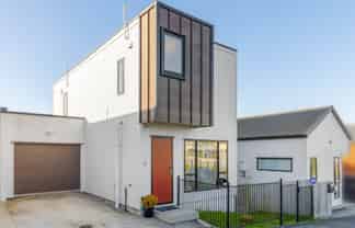 32 Waihou Crescent, Albany