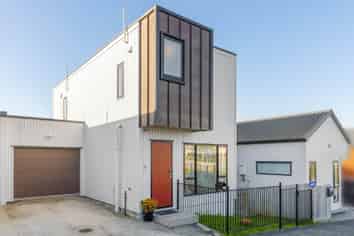 32 Waihou Crescent, Albany