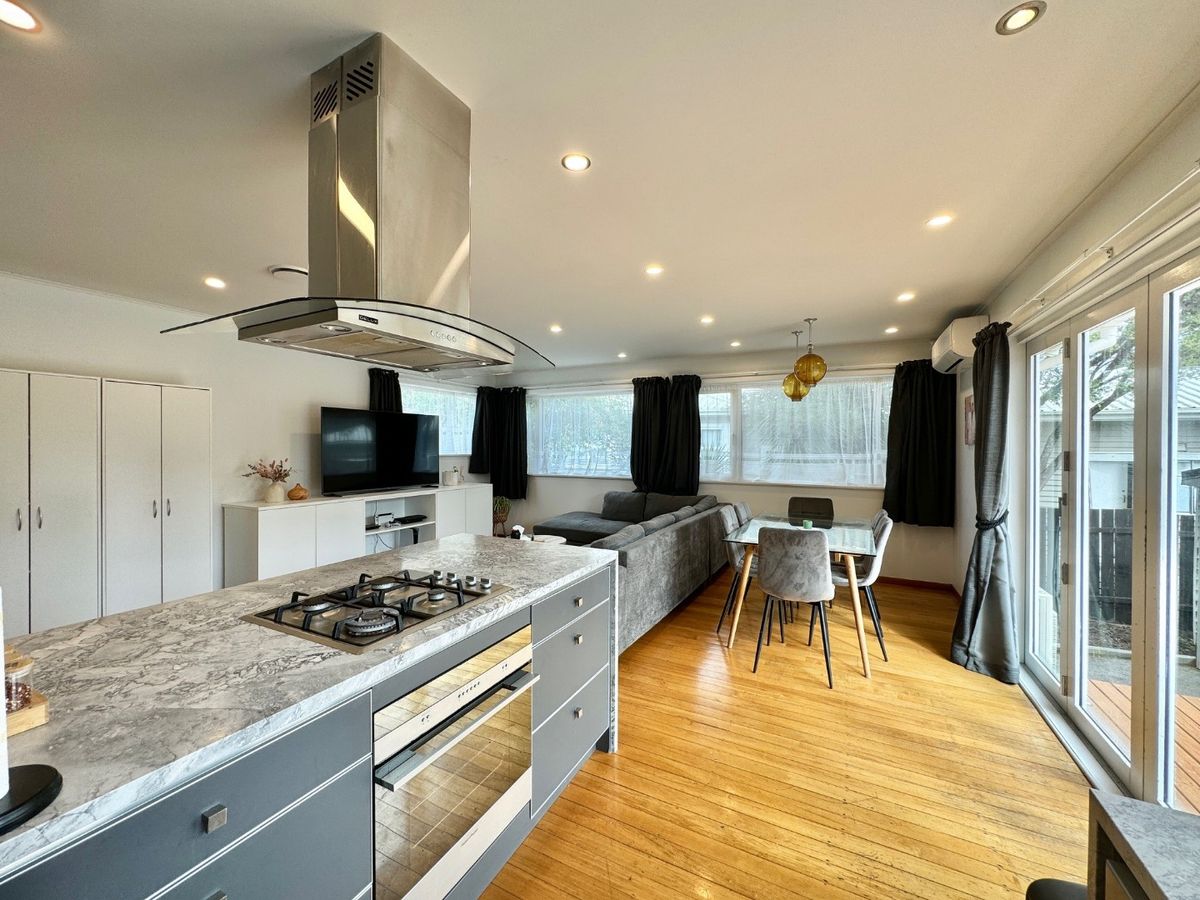 Mt Wellington, 3 bedrooms - Daha fazla