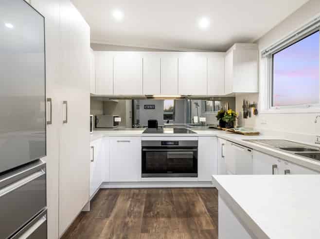 8 Japonica Crescent, Ranui Heights