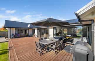 6 Spitfire Drive, Burleigh