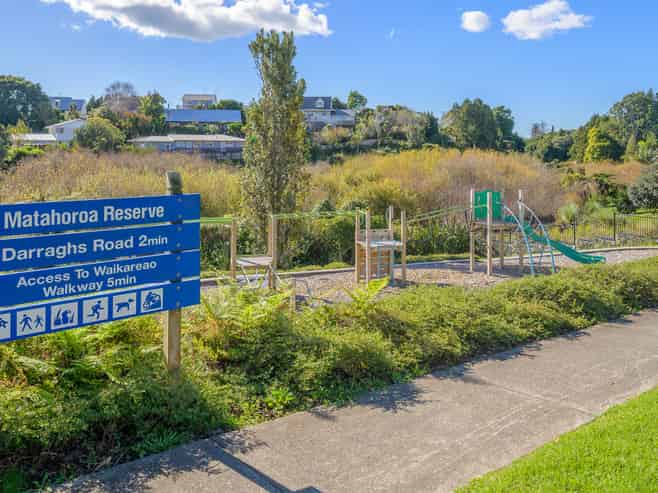 5 Matawha Way, Brookfield