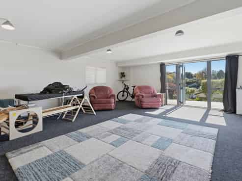 5 Matawha Way, Brookfield