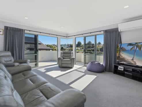 5 Matawha Way, Brookfield