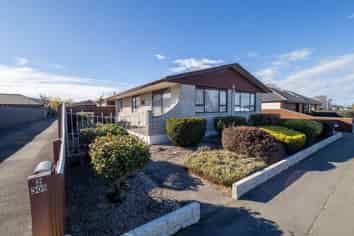 1/305 Wills Street, Ashburton