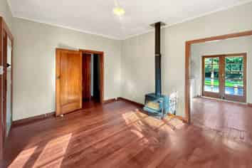 172 Cook Street, West End