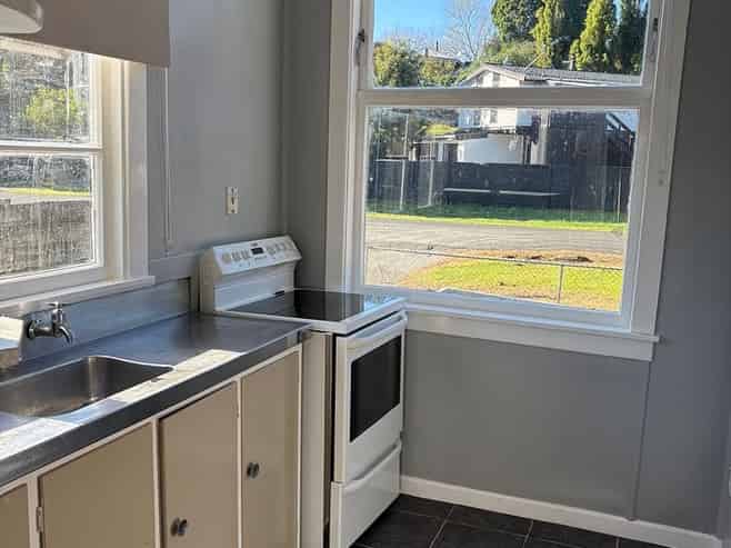 21 Montrose Street, Kaiti