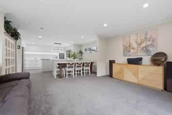 4 Melmore Place, Pinehill