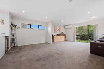 4 Melmore Place, Pinehill