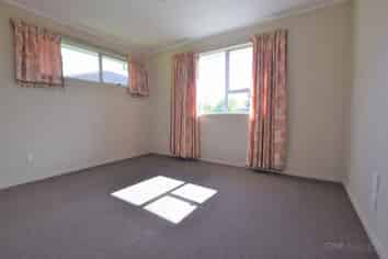  11 Mile Place, Henderson