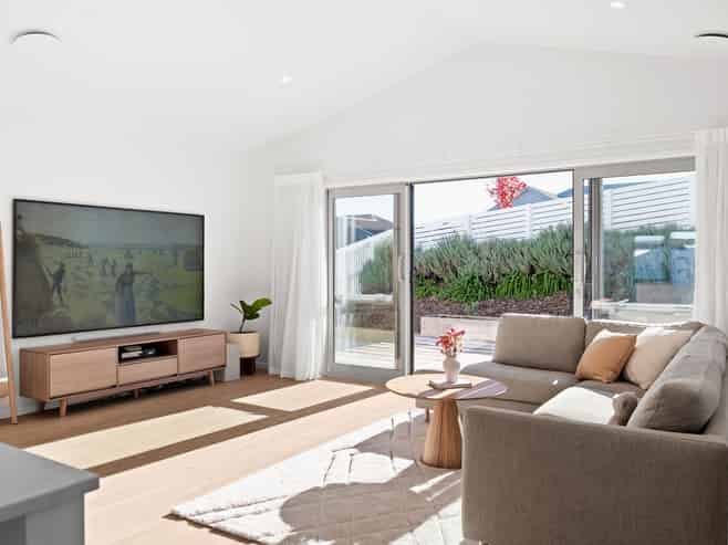 1 Maanihi Drive, Rototuna North