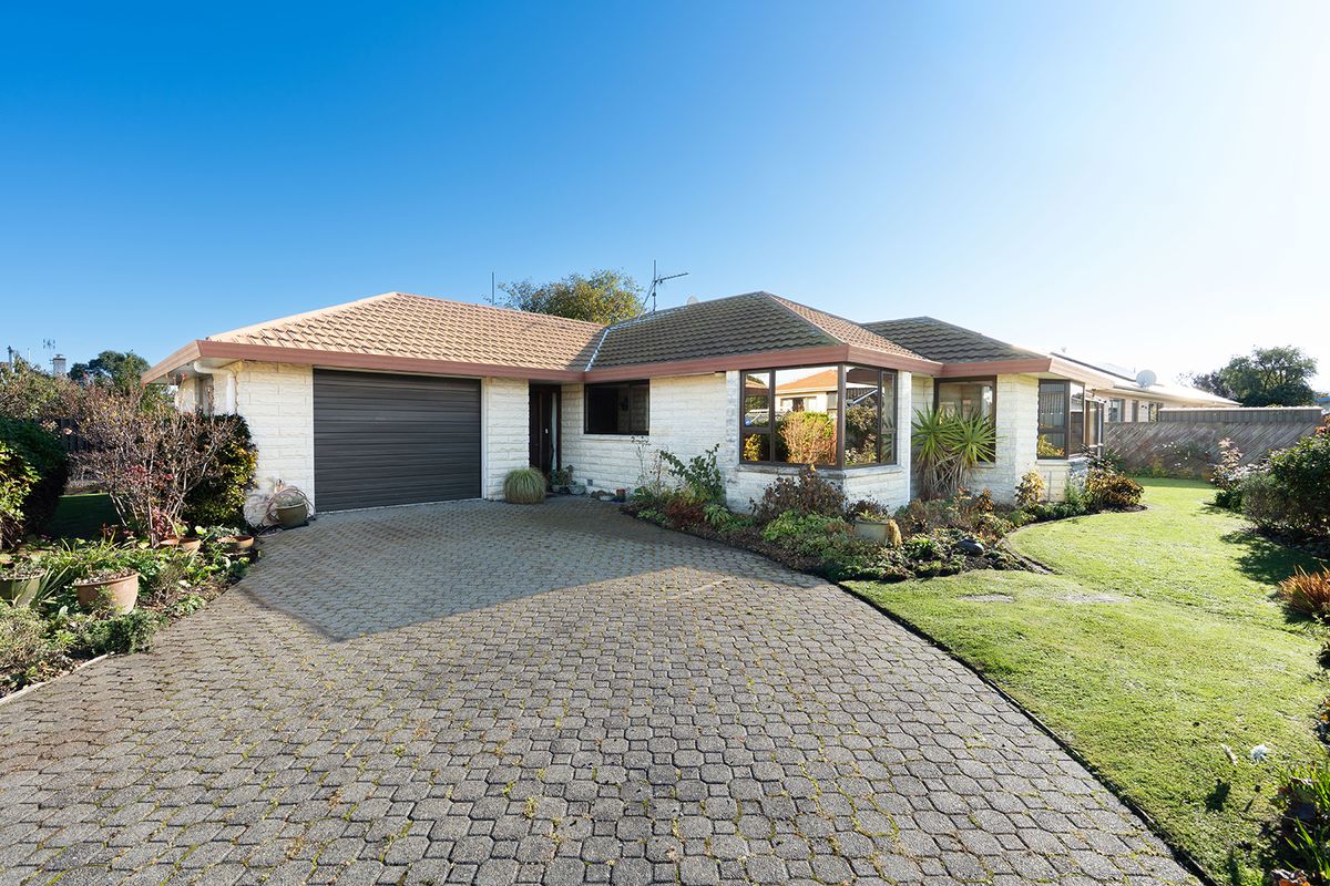 Time to Downsize?, Mosgiel