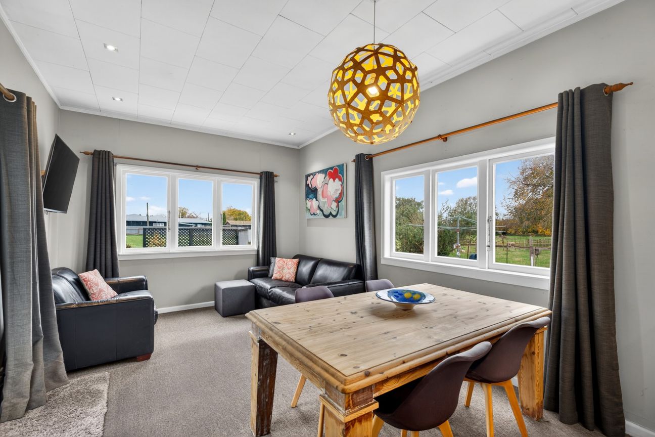 Two homes, one incredible opportunity - Mehr