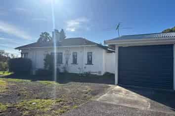 77 Hill Road, Hillpark
