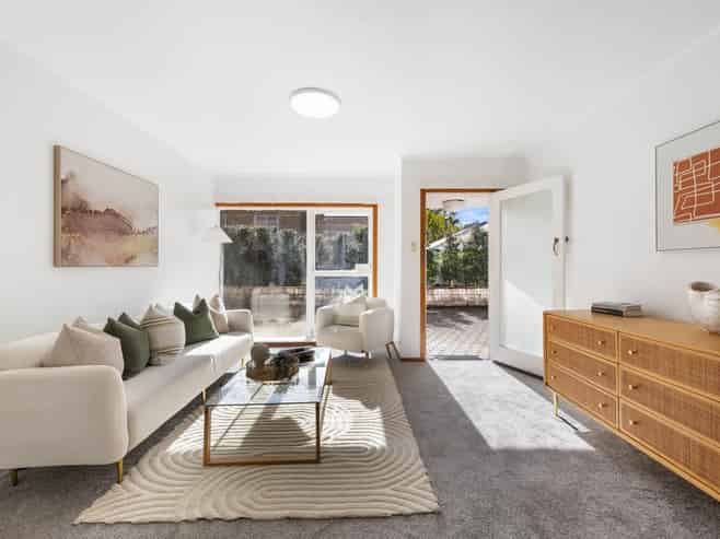 4/22A Shipherds Avenue, Epsom