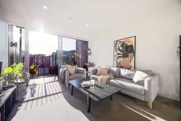 205/38A Fraser Avenue, Northcote