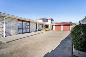 37 Kowhai Street, Inglewood