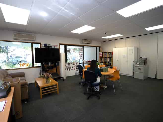 Central Fringe Offices for Lease