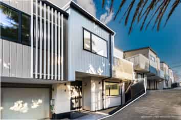 230 New Windsor Road, New Windsor