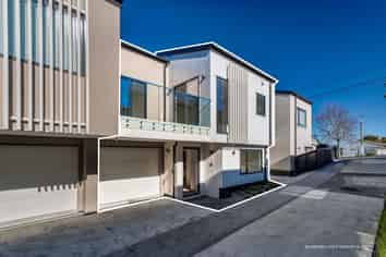 230 New Windsor Road, New Windsor