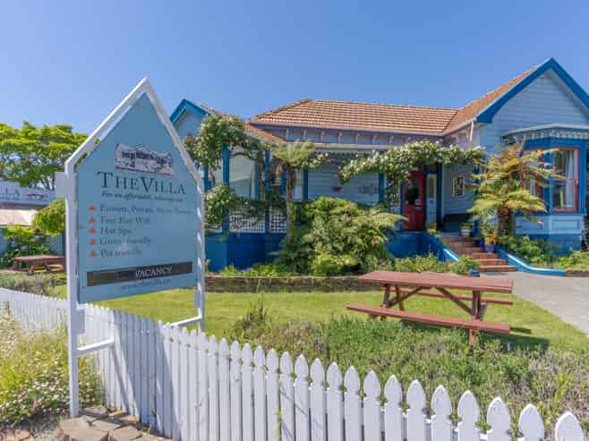 Iconic Hospitality Business. Freehold Opportunity