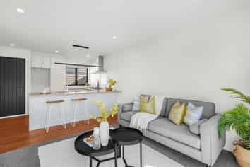 2/6 Exchange Street, Ebdentown