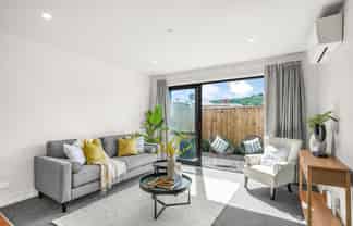 2/6 Exchange Street, Ebdentown