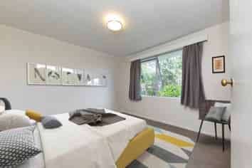 4/2 Riverview Road, Panmure