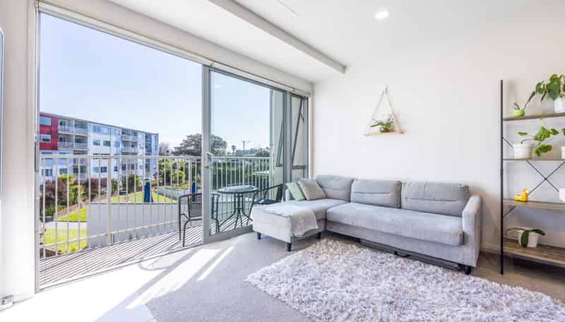 C305/130 Anzac Street, Takapuna