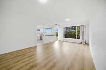 3/70 Kaurilands Road, Titirangi