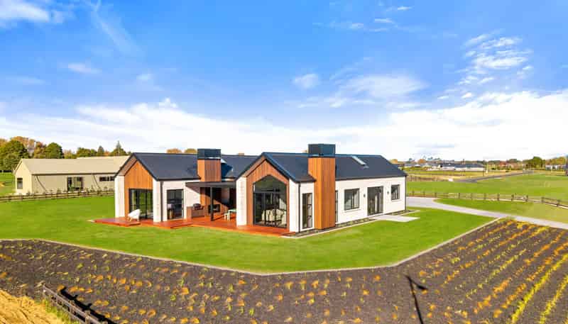 90 Mangahia Lane, Ngahinapouri