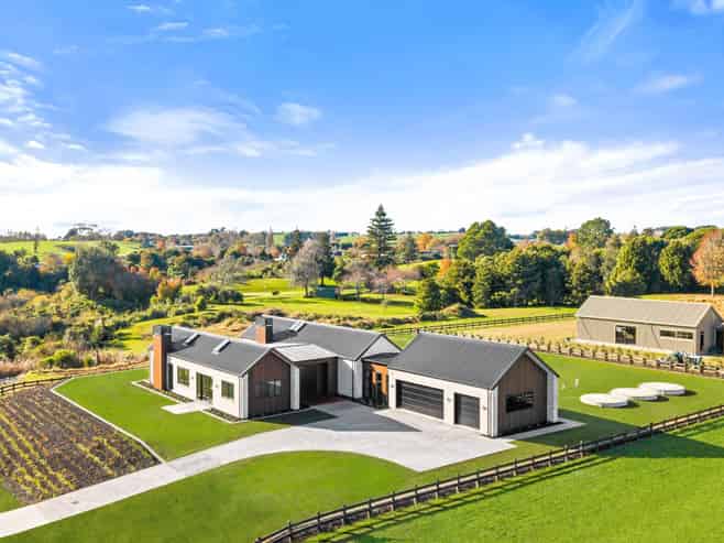 90 Mangahia Lane, Ngahinapouri