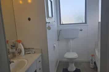 Room 1/528 Papamoa Beach Road, Papamoa