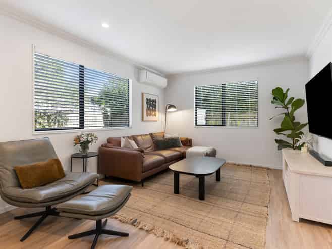 2/34 Selwyn Crescent, Forrest Hill